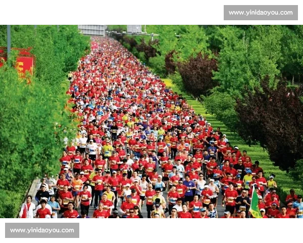 震撼呈现城市长跑赛事全程精彩瞬间与选手奋力冲刺感人瞬间全记录